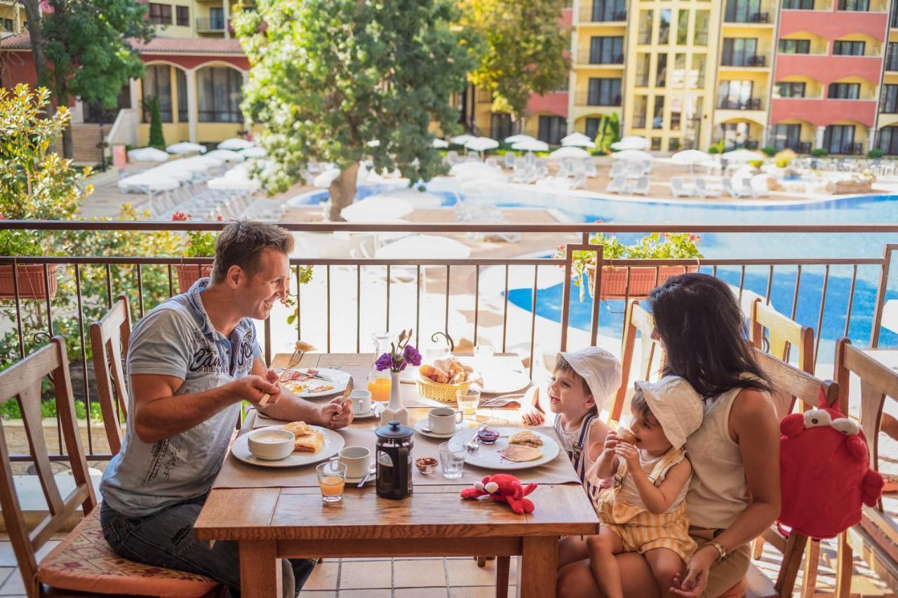 Aquaclub Grifid Hotel Bolero Golden Sands Ngoại thất bức ảnh